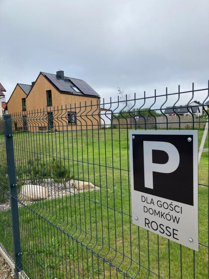 Domki Rosse Niedaleko Plazy Jastrzębia Góra Exteriér fotografie